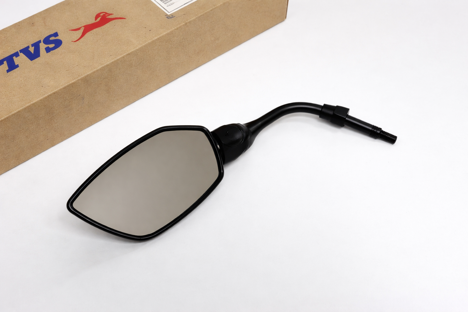 TVS Apache RTR 200 Sol Ayna