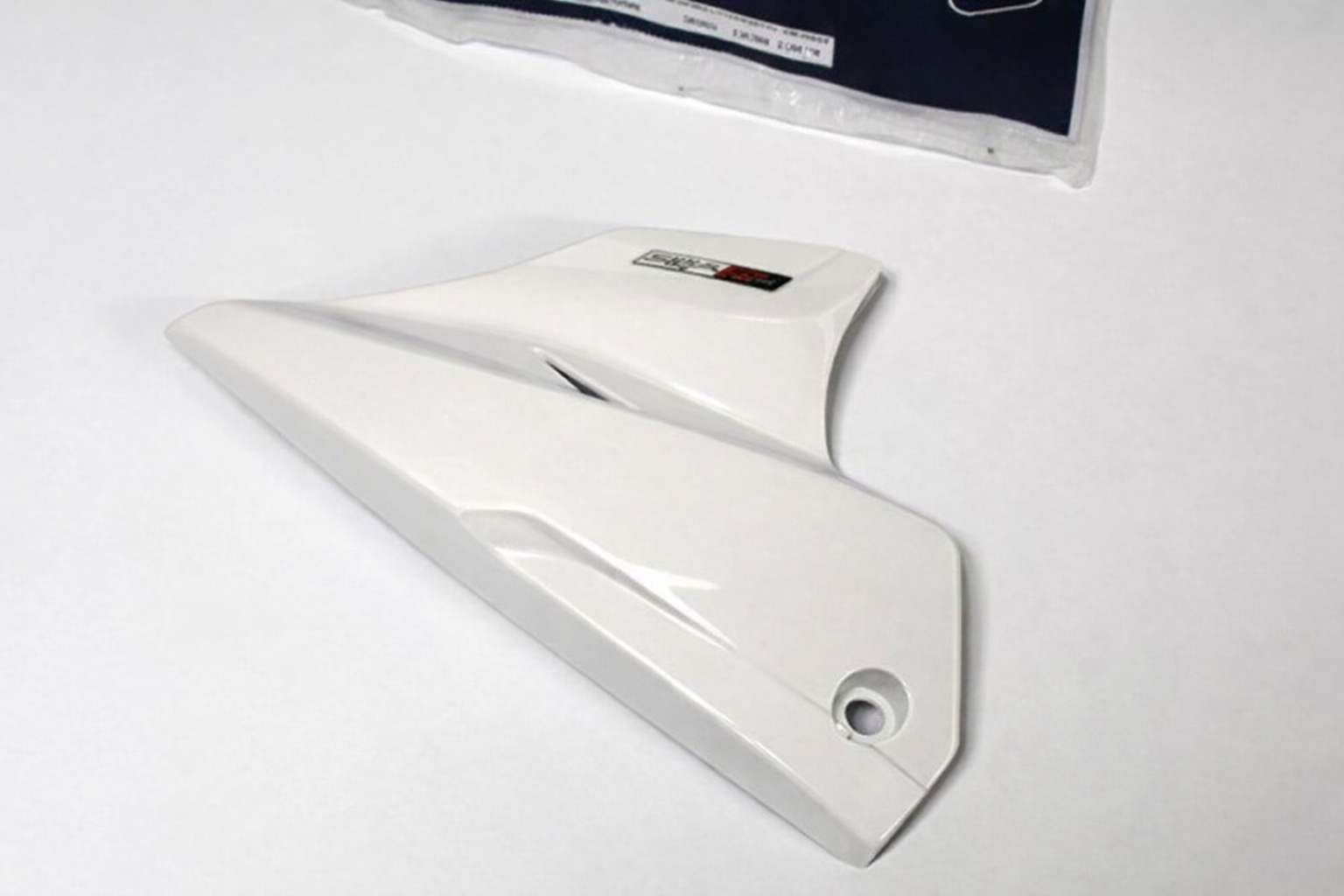 TVS Apache RTR 200 Ön Panel Sol Beyaz Etiketli