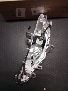 TVS Jupiter 125 Ön Sağ Sinyal Komple Outlet